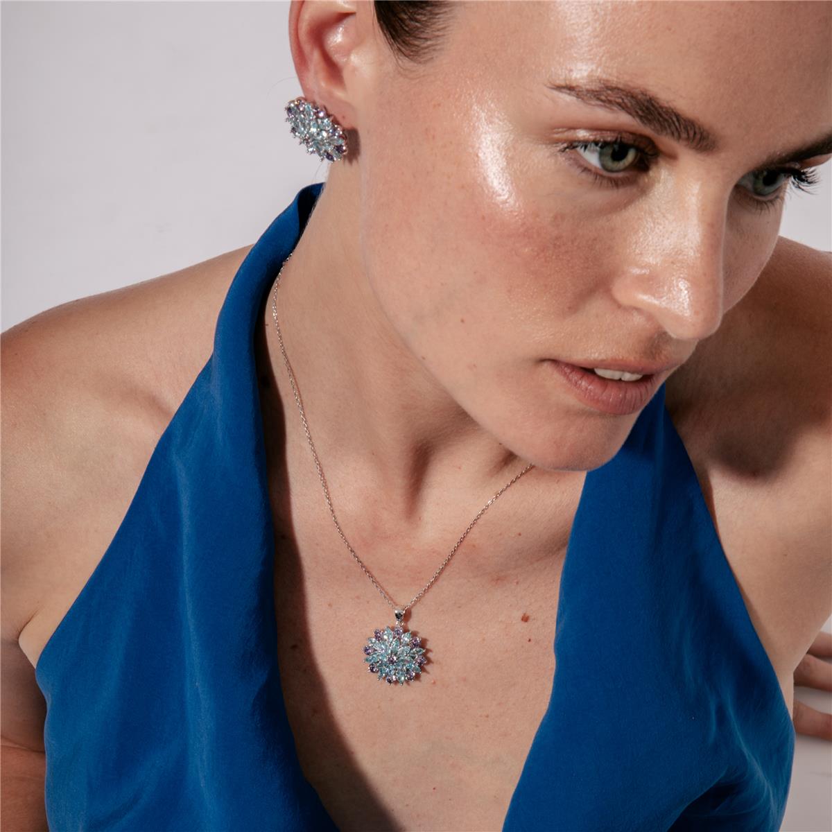 Collar Luxenter Plata Baño Rodio y Flor Circonitas Colores - Uvonda