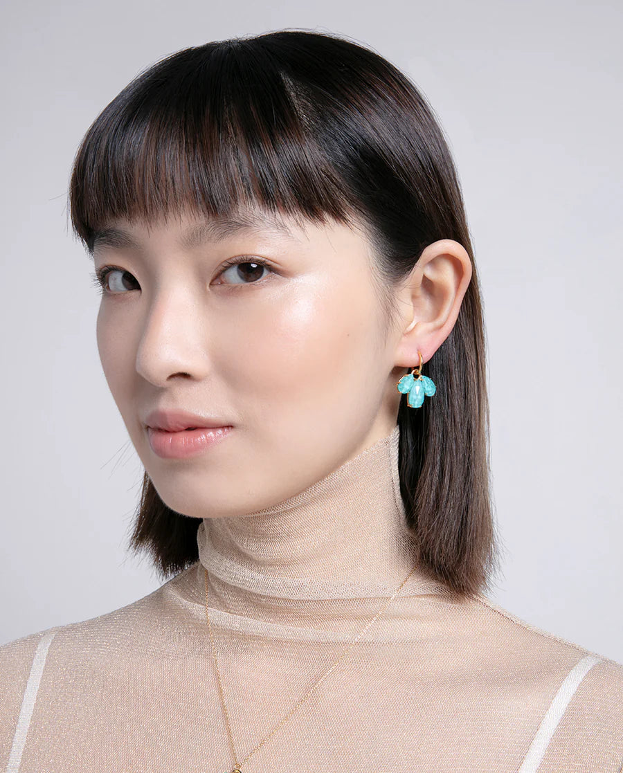 Pendientes de plata de ley con baño de oro y colgante con piedras de turquesa y cristal